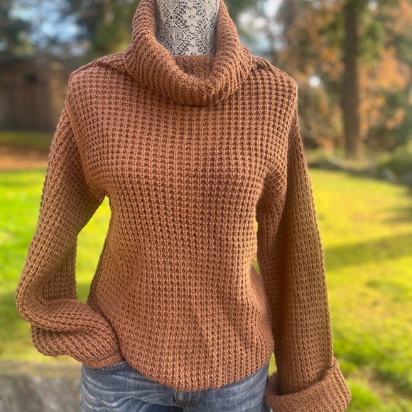 NWT Love By Design (from Nordstrom) brown knit cowl neck sweater size M - Picture 7 of 14